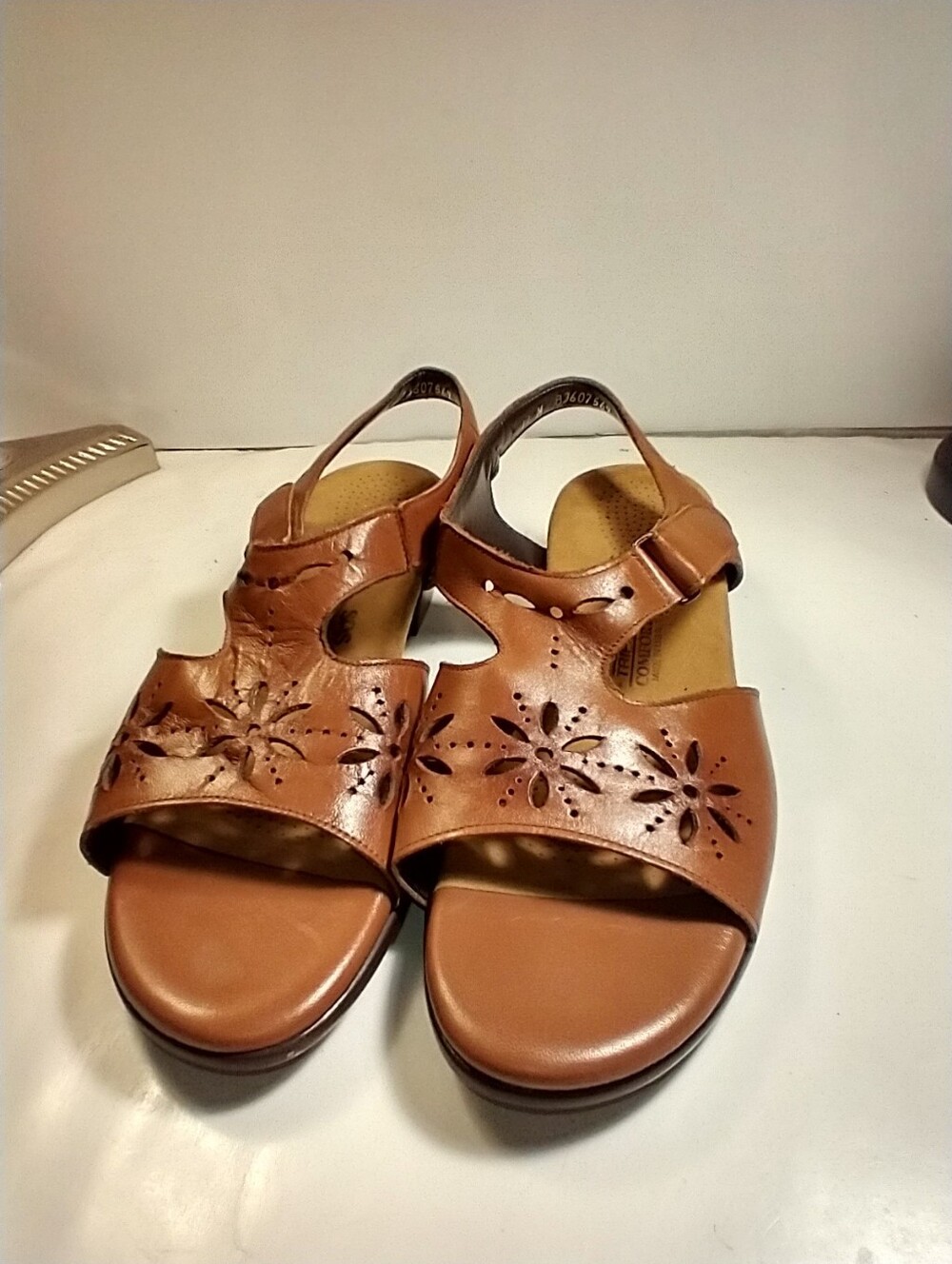 SAS Sunburst Tripad Comfort Chestnut Heel Strap Sandals Women's sz 11M. - Picture 3 of 10